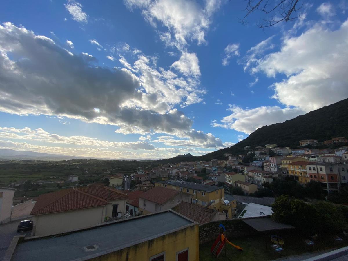 La Casetta Di Nonna Antona Villa Berchidda Exterior foto